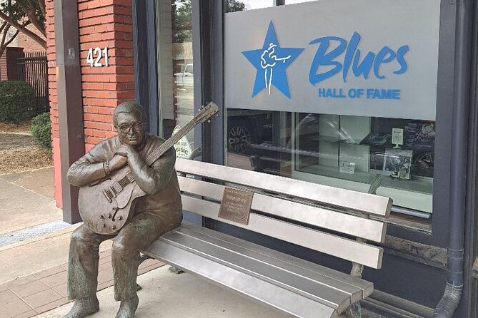 A Self-Guided Memphis Beale Street Discovery Walk - Handy Park and the roots of the blues