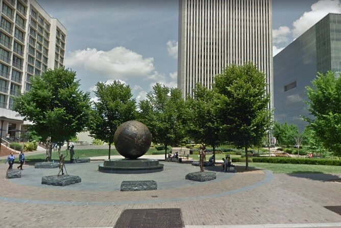 A Spectacular Scavenger Hunt: Center of the Universe - Brady Theater brings Tulsa’s older downtown into view