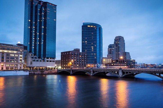 A Spectacular Scavenger Hunt: Round River City - A movie-style hunt through Grand Rapids