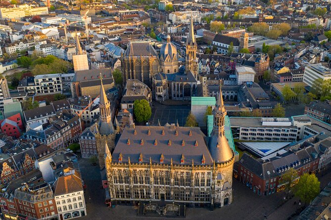 Aachen Scavenger Hunt and Highlights Self Guided Audio Tour - Ponttor, Aachen’s medieval gateway