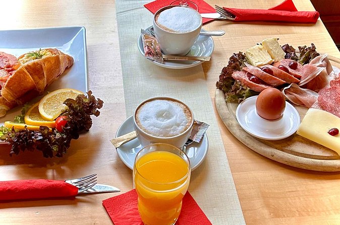 Adventure Breakfast and Escape Game in Braunschweig - Who will enjoy this Braunschweig experience most?