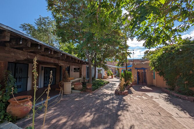 Albuquerque Scavenger Hunt Walking Tour and Game - Who will enjoy this Albuquerque walk