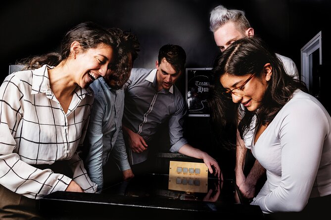 Alice In Puzzleland an Escape Hunt Brisbane Experience - A Wonderland room built for atmosphere