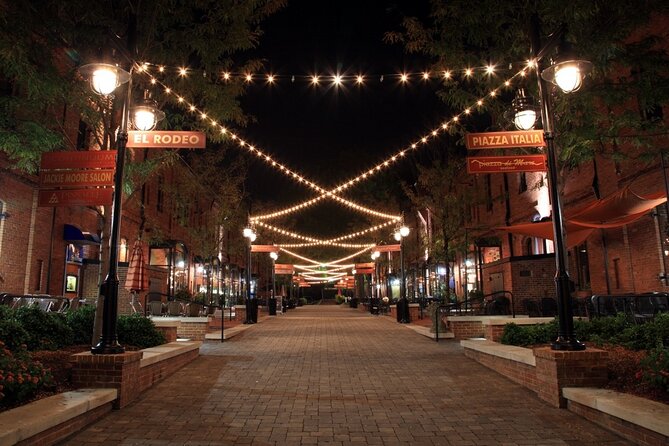 Amazing Scavenger Hunt! - Bricks, Bulls & Beauty - A city walk with a game attached