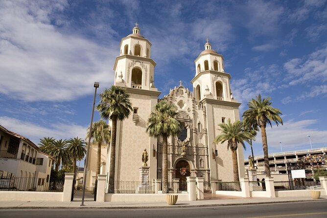 Amazing Scavenger Hunt: Desert Oasis - Fox Tucson Theatre adds a movie-palace stop