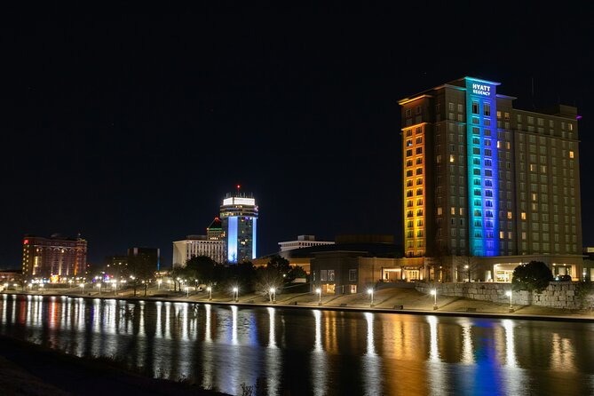 Amazing Scavenger Hunt: Wichita, To The Arkansas River - Using the app without losing patience