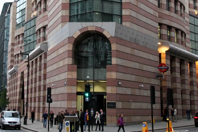 An Epic Scavenger Hunt: The Magnificent City of London - What this London hunt is really like