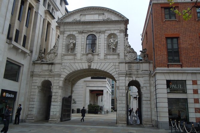An Epic Scavenger Hunt: The Magnificent City of London - No. 1 Poultry and the final stretch