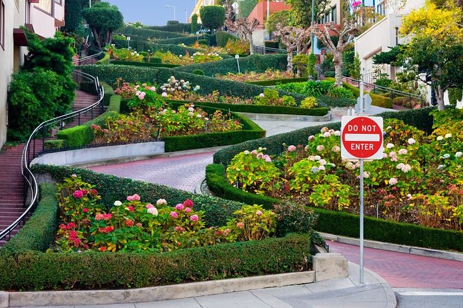 An Exciting Scavenger Hunt: Along Fisherman’s Wharf - From the San Francisco Art Institute to Coit Tower