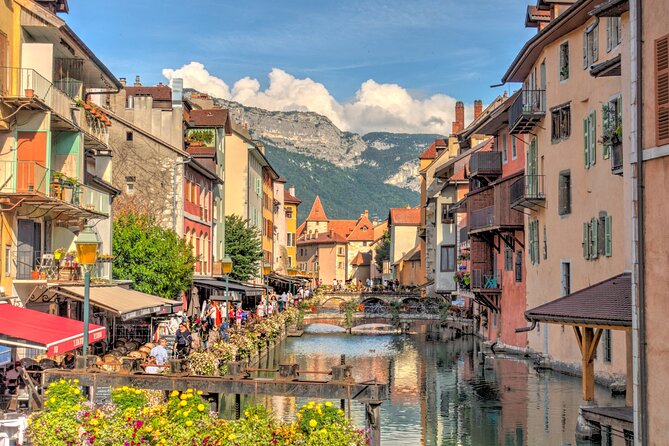 Annecy Scavenger Hunt and Highlights Self Guided Audio Tour - Price, Flexibility, and What You Get
