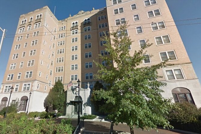 Astonishing Scavenger Hunt: Columbus Sails East - Starting at 775 East Long Street