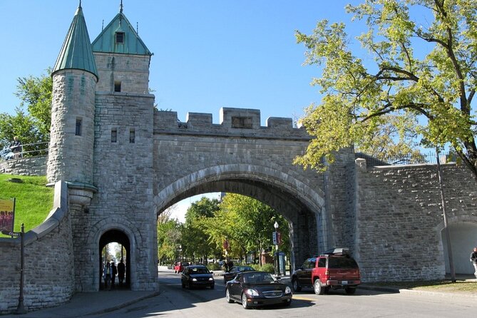 Astounding Scavenger Hunt: The Horrors of Quebec City! - A ghost hunt built for independent explorers