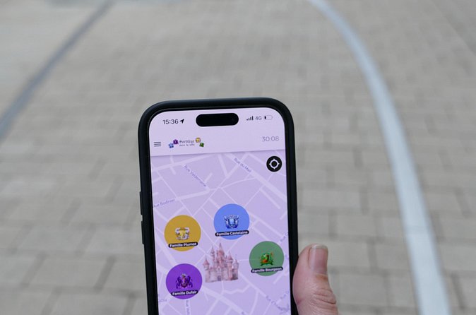 Auxerre: Magic Themed Escape Game in Town - The smartphone is both tool and possible trouble spot