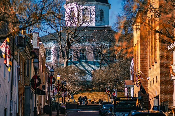 Awesome Scavenger Hunt: Annapolis Red Bricks & Blue Views - Stop two: the James Brice House