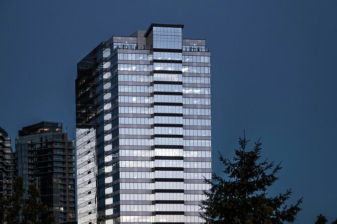 Awesome Scavenger Hunt: Beautiful Views of Bellevue - Bellevue Square adds shopping and city energy