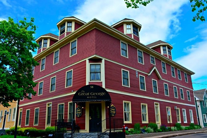 Awesome Scavenger Hunt: Birthplace of Confederation - Great George Street, the Regent Hotel, and city clues