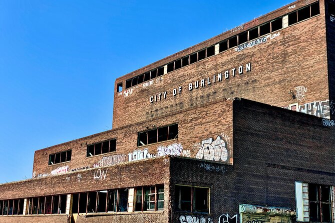 Awesome Scavenger Hunt: Burlington Beauty - Should You Book This Burlington Hunt?