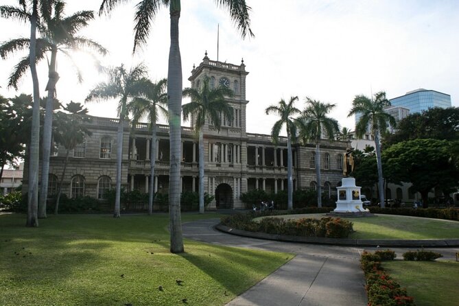 Awesome Scavenger Hunt: Royal Views Of Honolulu - Aliʻiolani Hale and the final challenge