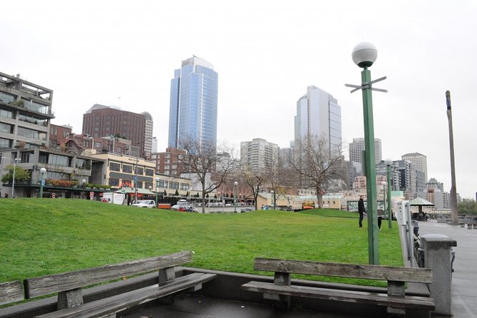 Awesome Scavenger Hunt: Seattle By The Sound - Seattle Waterfront and the Great Wheel