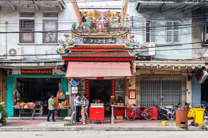 Bangkok Chinatown: Self-Guided Mystery Puzzle Quest - Starting from Rong Muang and finding your way