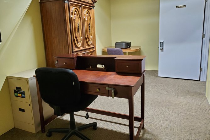 Bank Heist Escape Room Game for Private Group - Why the private-room format matters