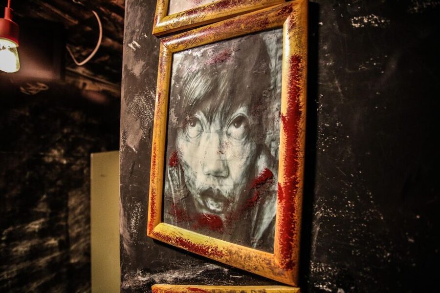 Barcelona: Escape Room Experience and Sailing Cruise - Sailing Aboard Bombon for 1.5 Hours
