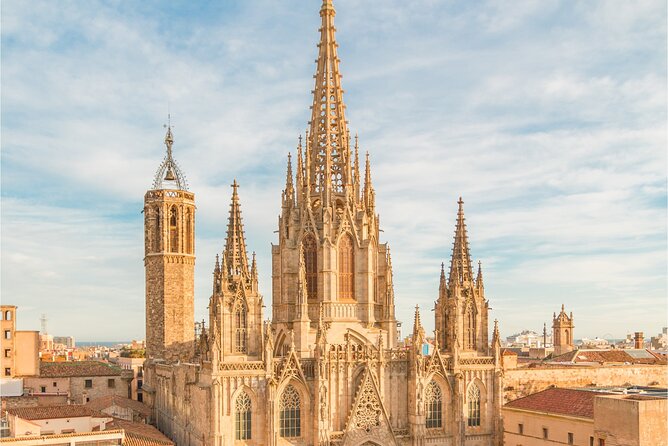 Barcelona Gothic Quarter Scavenger Hunt and City Highlights Walking Tour - Plaça de Sant Jaume connects the route’s public spaces