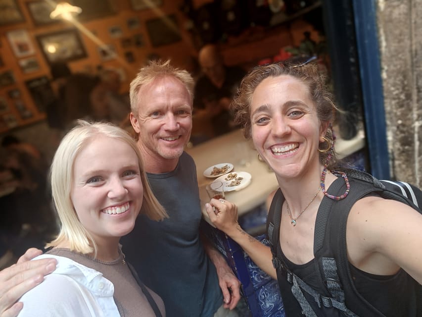 Barcelona private Family-Friendly Cultural & Food Tour - Timing, languages, and access