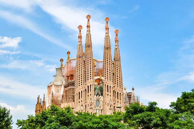 Barcelona Scavenger Hunt and Sights Self-Guided Tour - A Game Walk Through Barcelona’s Modernist District