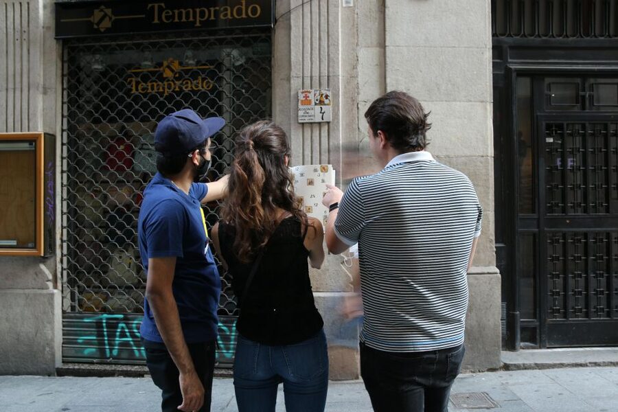 Barcelona: The Search for the Snake Stone City Treasure Hunt - Is $25 per person good value?