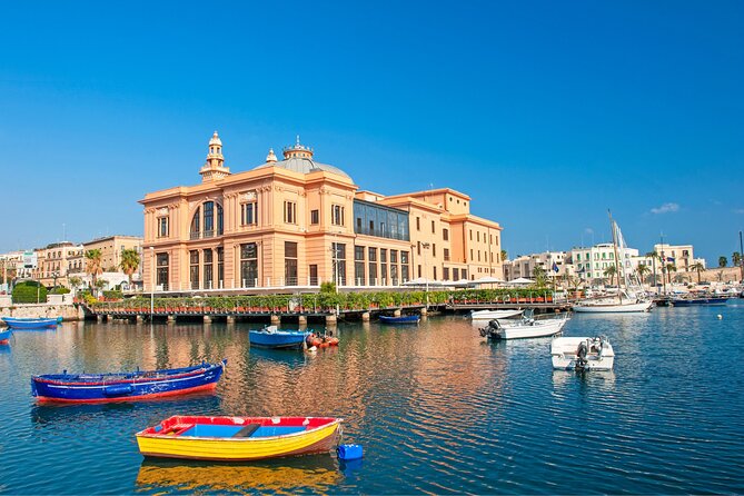 Bari Scavenger Hunt and Highlights Self Guided Audio Tour - Piazza del Ferrarese and Bari’s old-town edge