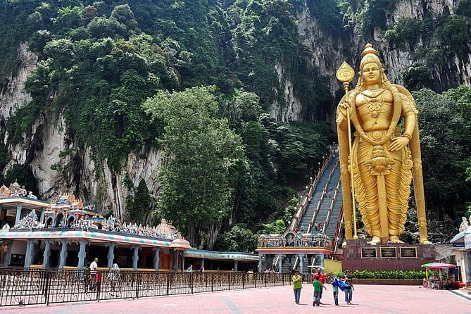Batu Cave Tour and Kuala Lumpur City Exploration Tour ( 2 in 1 ) - A fast introduction to Kuala Lumpur, starting at Batu Caves