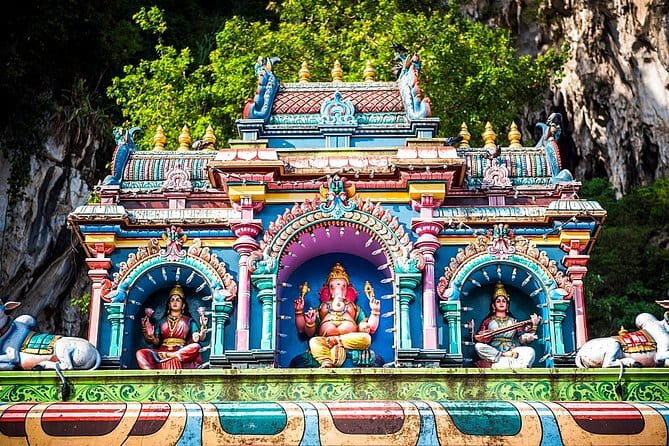 Batu Cave Tour and Kuala Lumpur City Exploration Tour ( 2 in 1 ) - Istana Negara, the royal residence