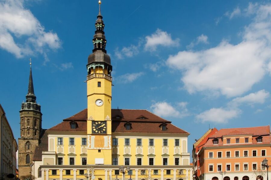 Bautzen: Scavenger Hunt Self-Guided Walking Tour - Towers, legends, and Sorbian traditions