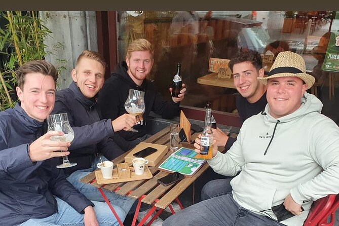 Beer Tasting and Scavenger Hunt in Brussels – About 3 Hours - The booklet, clues, and the frustration factor
