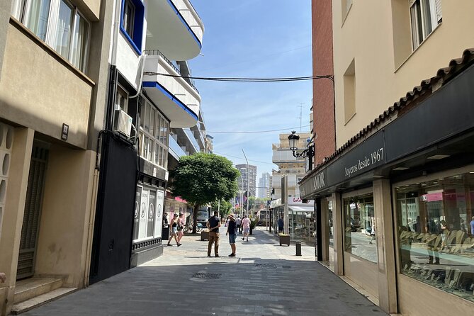 Benidorm Old Town and Beaches Tour and Exploration Game - A practical plan for your outing