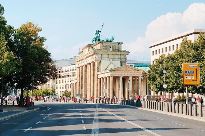 Berlin Wall: Greatest Escapes Self-Guided Walking Adventure - Practical tips before you start