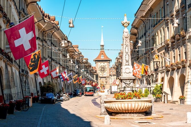 Bern Scavenger Hunt and Highlights Self Guided Audio Tour - Zahringerbrunnen and the route through Bern