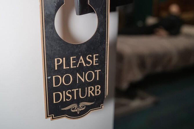 Blackout Motel Escape Room Experience in Avondale - Getting There and Preparing to Play