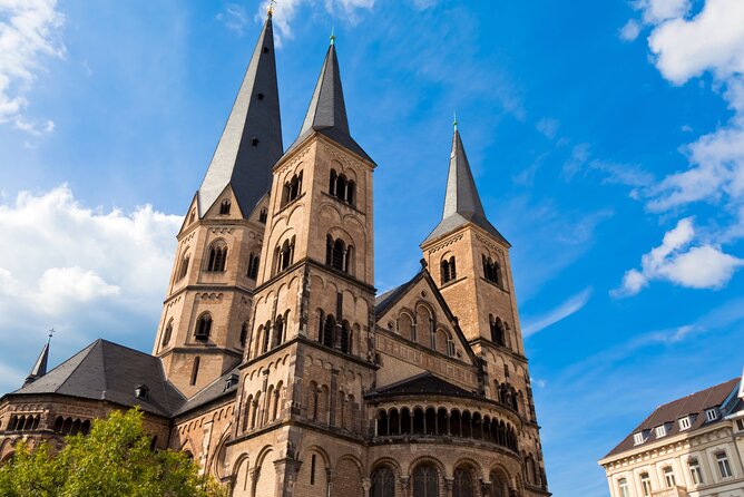 Bonn Scavenger Hunt and Sights Self-Guided Tour - A Bonn walk with a game built in