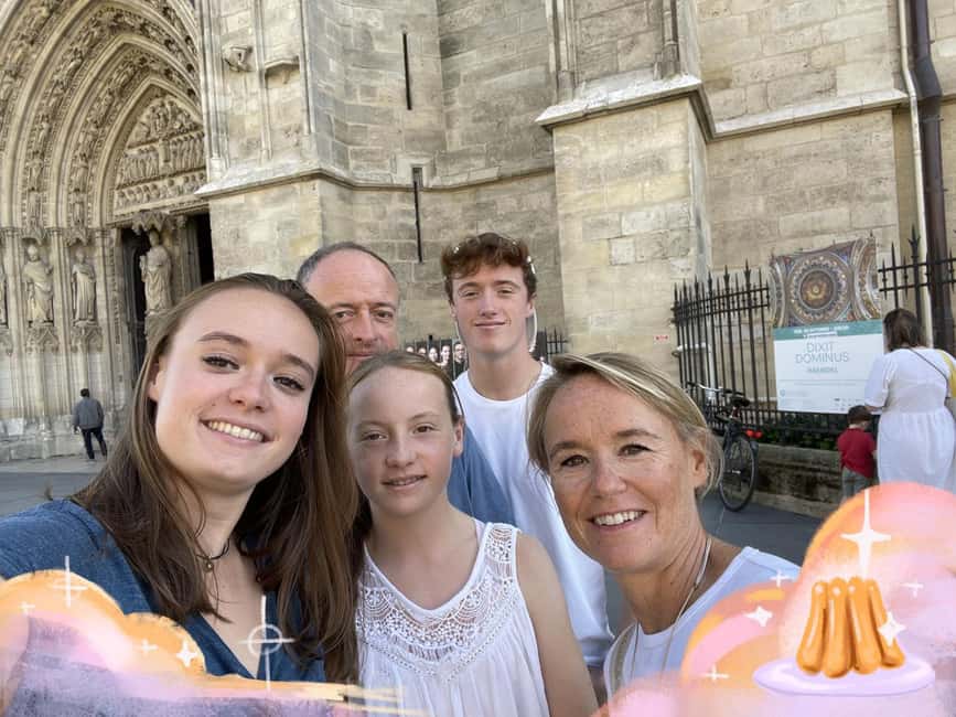 Bordeaux: Outdoor Escape Game - Le Canelé d'Or - The golden canelé gives Bordeaux a playful mission