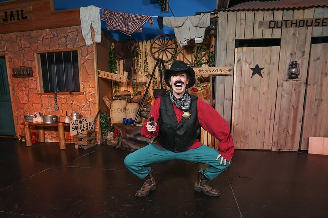 Branson Murder Mystery- Branson's Original #1 Murder Mystery - Following the clues and voting for the villain