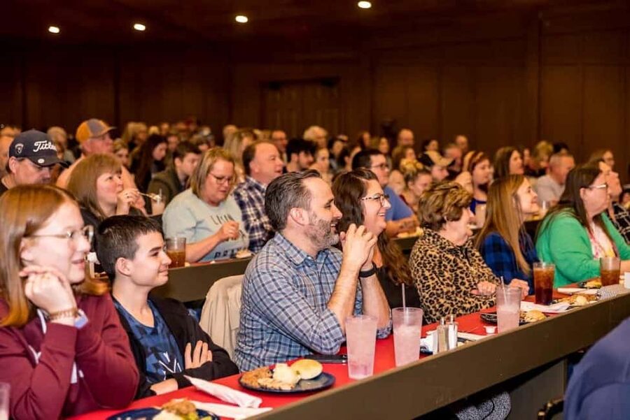 Branson: Whodunnit Hoedown Murder Mystery Dinner Show - The dinner menu and what it means for value