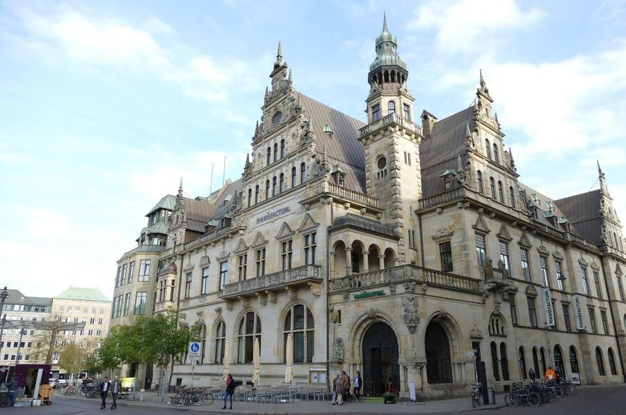 Bremen: Outdoor Escape Game in the Old Town - Turning the Old Town into a giant escape room