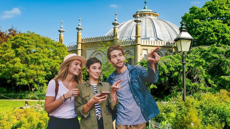 Brighton: City Walking Tour & Exploration Game - Brighton sightseeing with a puzzle to solve