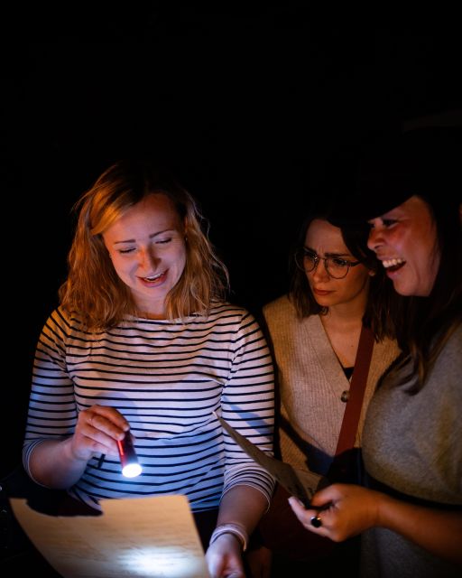 Brighton: The Prince's Panic Murder Mystery Experience - Searching the themed rooms for clues
