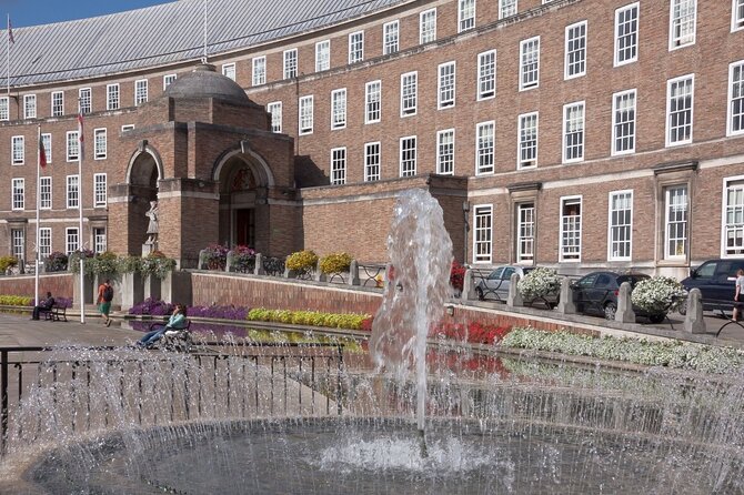Bristol Quest: Self Guided City Walk & Immersive Treasure Hunt - Timing, daylight and the one-pause issue