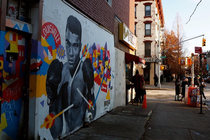 Brooklyn, NY Street Art Puzzle Quest: Self-Guided Tour - Stop three: a neighborhood walk, not only an art tour