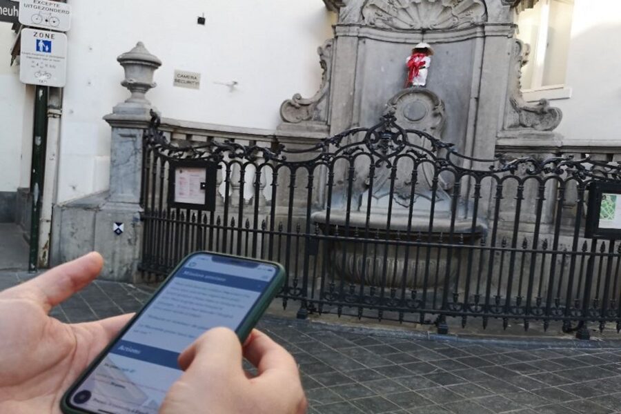 Brussels: Outdoor City Escape Game With Drinks - Group size and the competitive option