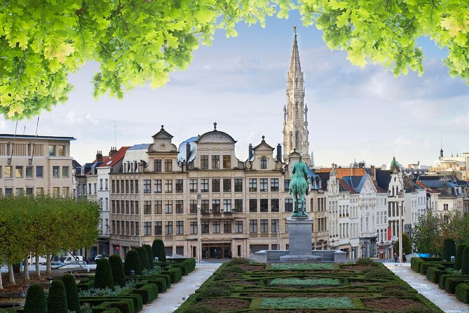 Brussels Scavenger Hunt and Highlights Self Guided Audio Tour - Laeken and Jeanneke Pis